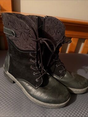 Jambu Black and Dark Gray Lace-Up Women's Ankle Boots